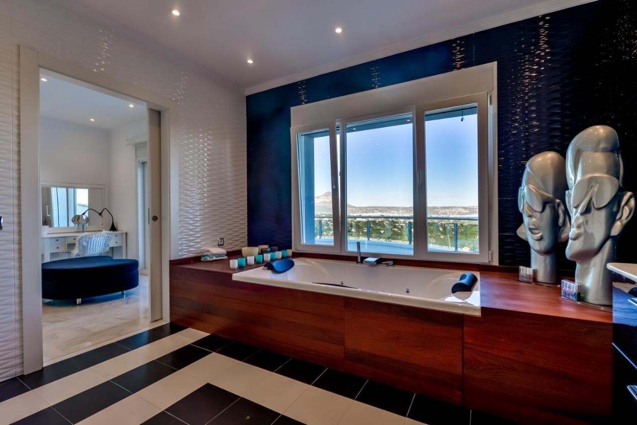 Coral- Managed By Almarina Villas 哈维亚 外观 照片